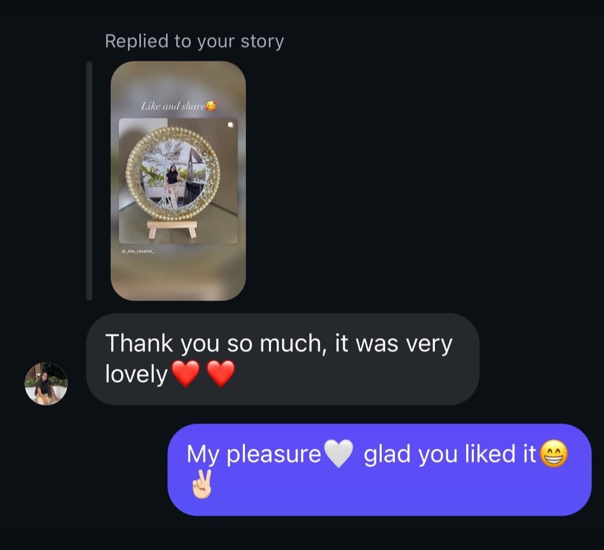 Instagram story reply showing a pearl-bordered round resin photo frame on an easel, with the customer message 'Thank you so much, it was very lovely'